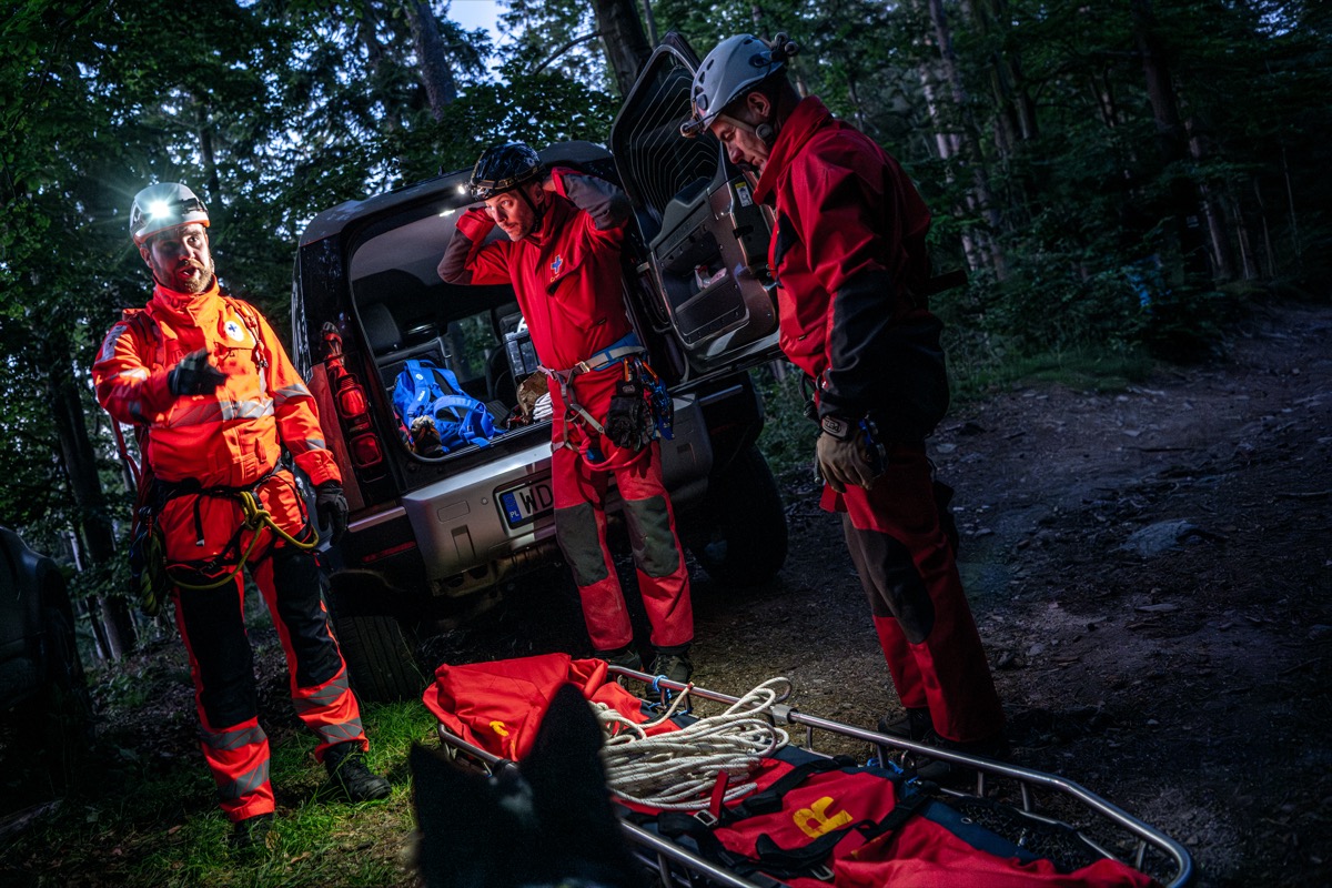 Defender x GOPR - nocna akcja ratunkowa